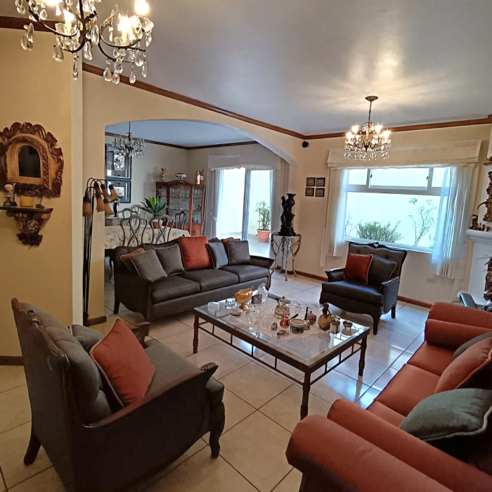 Casa en Venta en Condominio Los Manantiales, Km. 19.CES