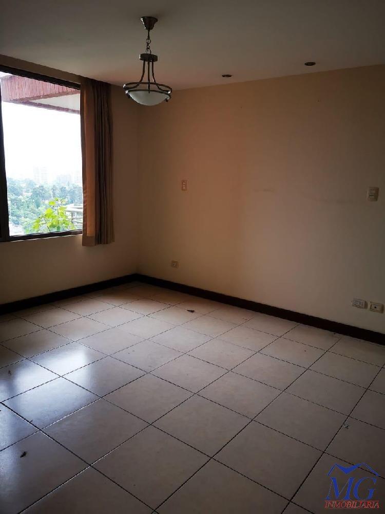 RENTO APARTAMENTO EN ZONA 10 — foto 2