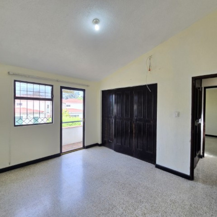 Casa en Venta Zona 12 Colonia Residencial El Bosque - Miniatura 23