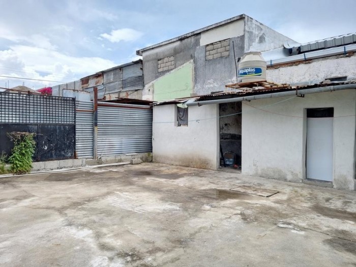 Terreno en Renta Zona 11 Carabanchel, uso comercial - Image 2