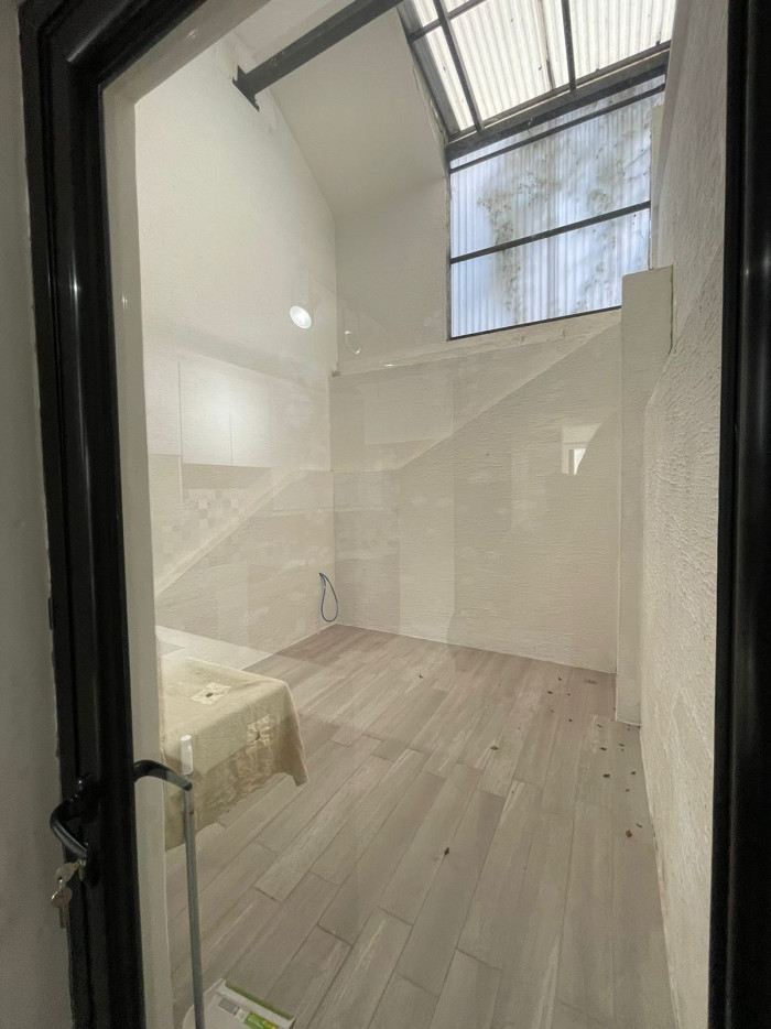 CASA EN VENTA RECIEN REMODELADA ZONA 15 — foto 9