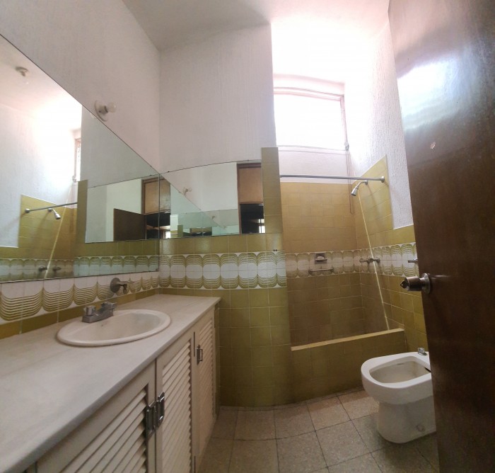 Casa en renta en Zona 15 Guatemala cerca del Pilar - Miniatura 13