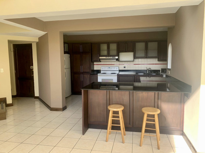Apartamento en venta Vista al Bosque, zona 15. - Miniatura 5