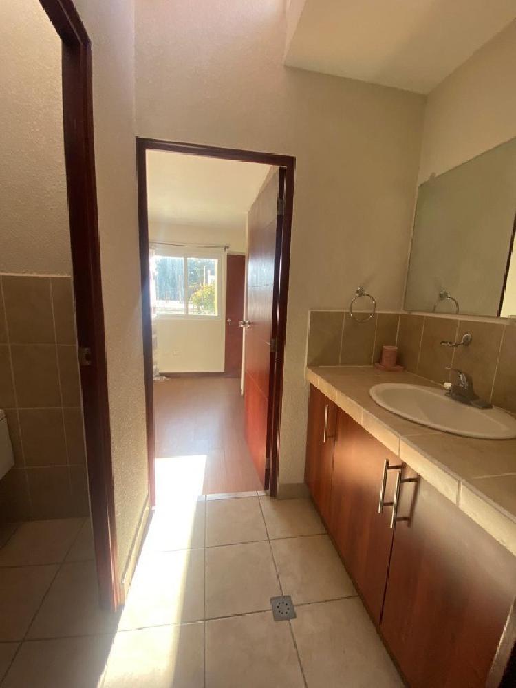 CASA EN RENTA – BOSQUES DE ARRAZOLA | KM. 18.5 CAES - 9