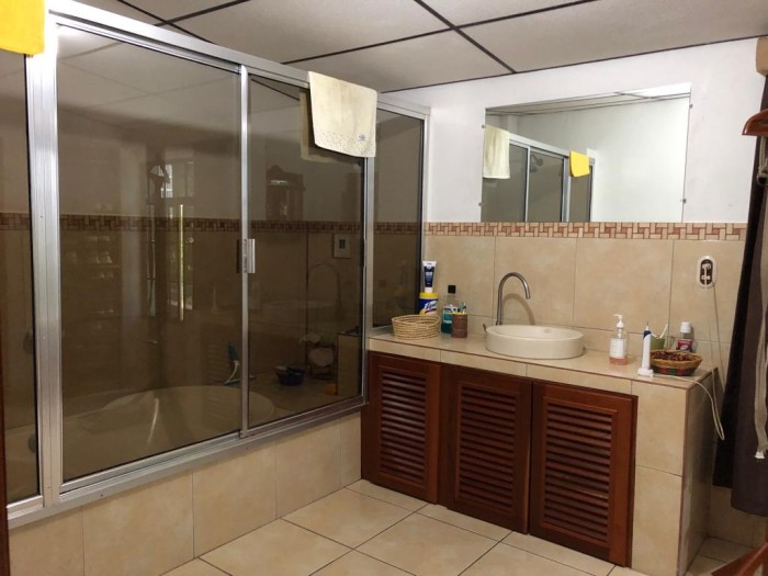 Hermosa Quinta en venta en Santa Ana - 24