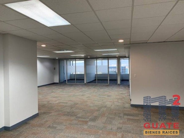 Oficina de 259 m2 de construcción en Renta, Zona 10 — foto 2