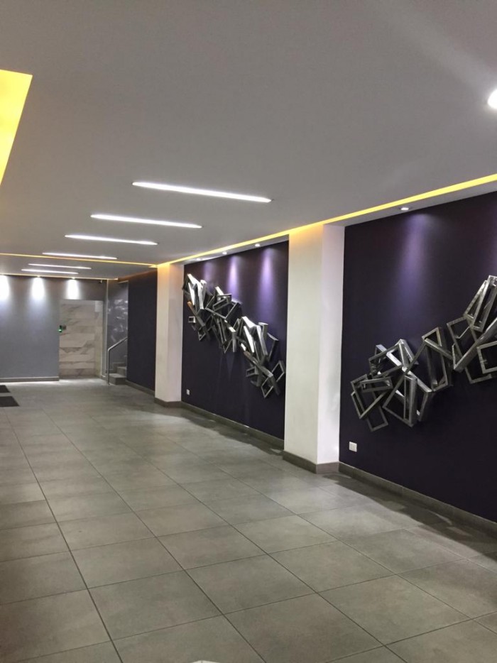 Oficinas en Renta de 2 Niveles en la Zona 9 - Miniatura 8