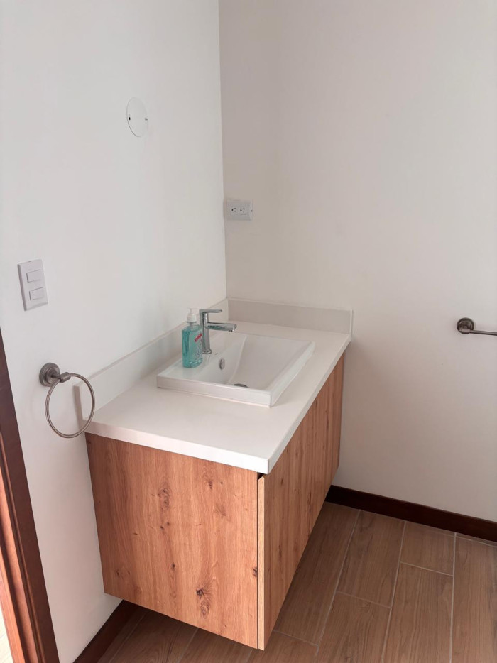 APARTAMENTO EN RENTA ZONA 16 - VILABOSQUE 34 — foto 10
