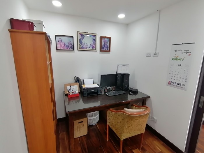 APARTAMENTO EN VENTA LIV NIVEL ALTO ZONA 15 VHI - Image 4