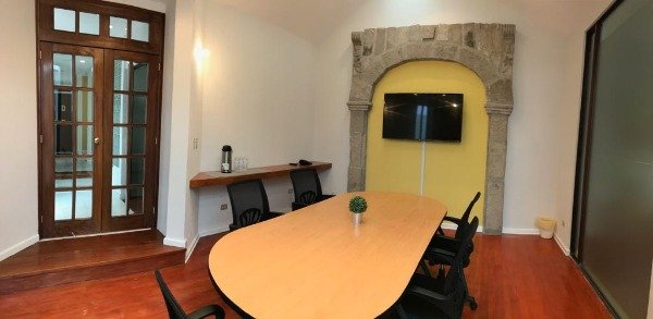 Vendo/Alquilo Casa p/ oficinas, clínicas, etc. zona 11 — foto 3