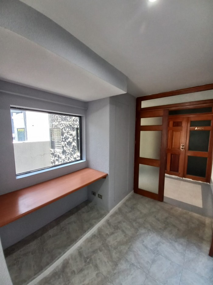 APARTAMENTO SUPER AMPLIO EN #VENTA ZONA 10 - Miniatura 2