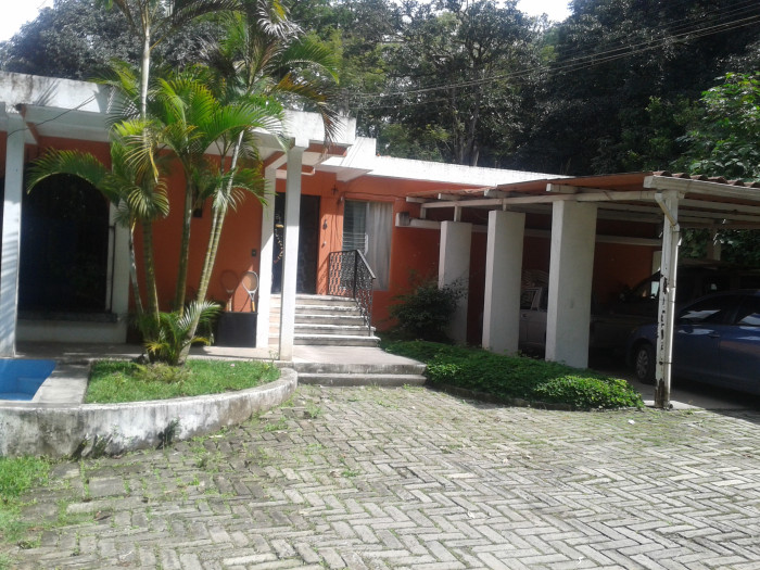 En venta terreno en zona 15 Colonia Trinidad - Image 5