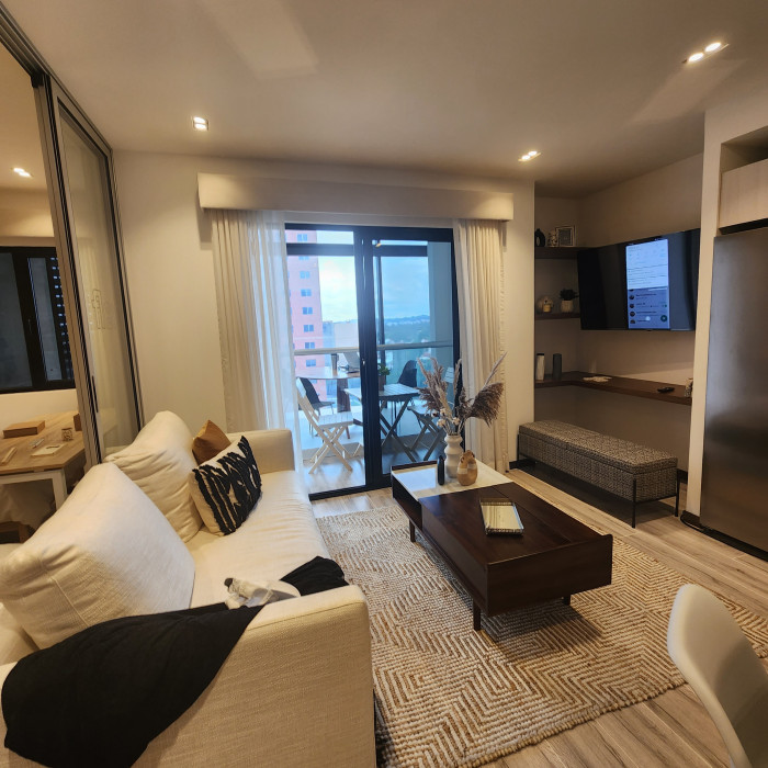 Apartamento en venta NUEVO ZONA 10 cerca Oakland Mall - Miniatura 2