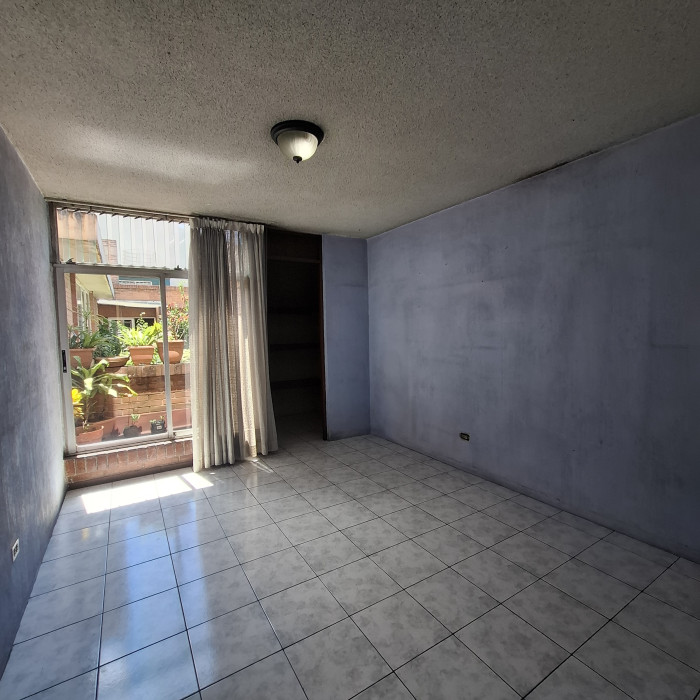 Casa en renta en zona 10 Bulevar Los Próceres - Miniatura 17