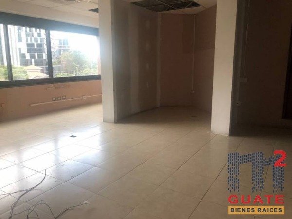 Oficina de 128.32 m2 de construcción en Renta, Zona 10 — foto 2