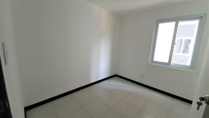 APARTAMENTO en venta Zona 7 Mateo Flores CITYMAX - Image 3