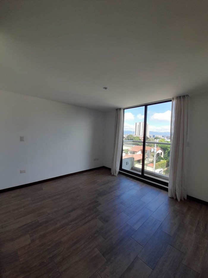 RENTO APARTAMENTO EN EDIFICIO NU, ZONA 15 — foto 4