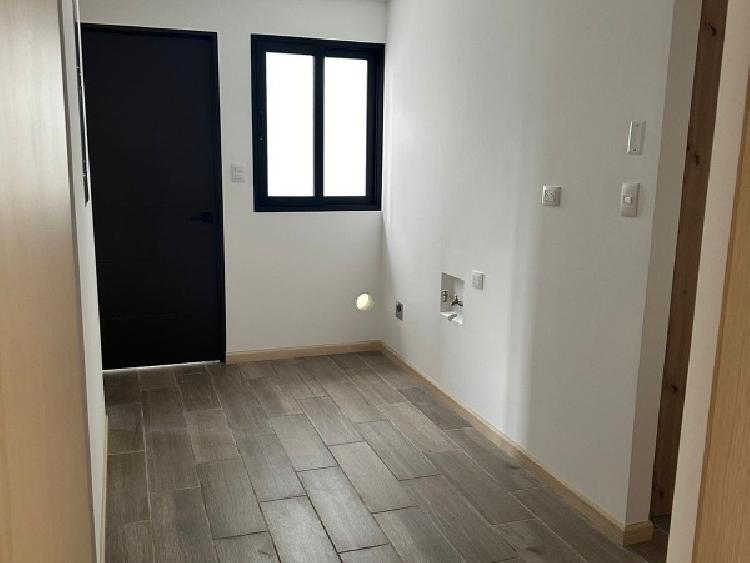 CASA EN VENTA EN ZONA 16 — foto 2