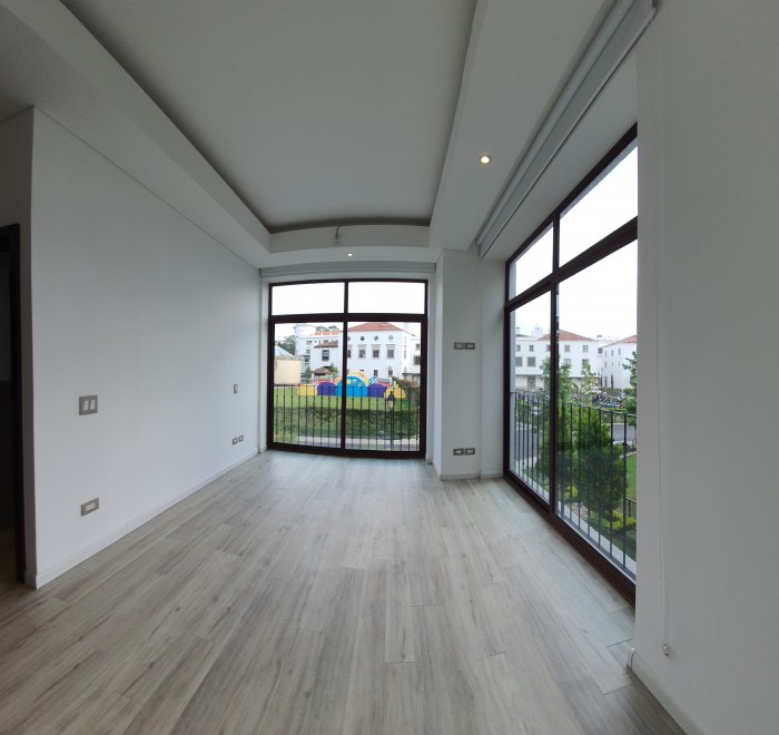 Apartamento en venta para inversión en Lirios de Cayalá - Image 5