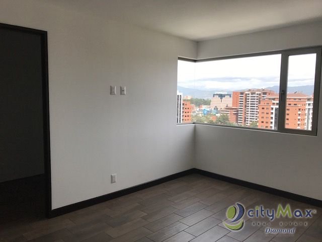 OFERTA! Apartamento en renta en zona 10 - Miniatura 4