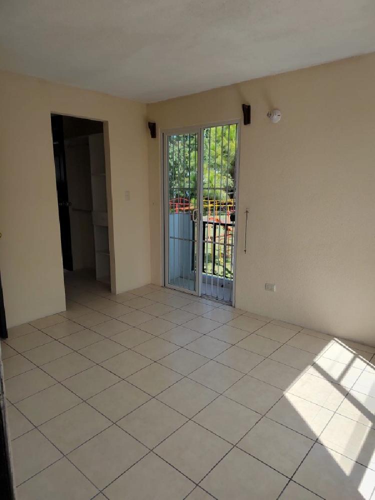CASA EN RENTA EN COLONIA RES. EN VILLA NUEVA/ MI