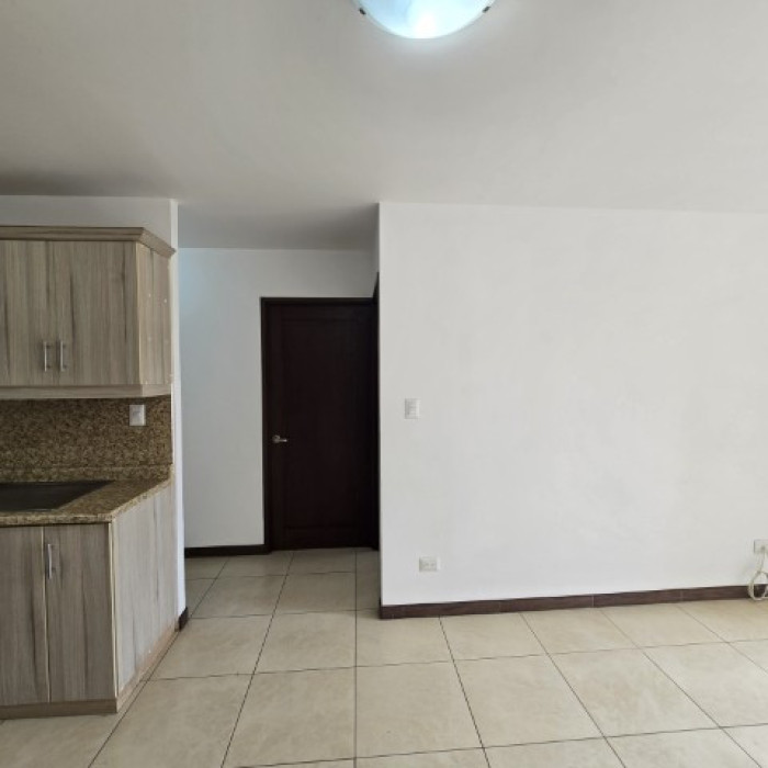 Apartamento en Alquiler Pórtico Zona 7 Guatemala - Image 5