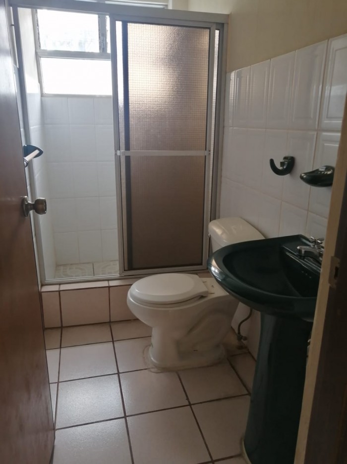 CASA EN VENTA EN PINARES DE SAN CRISTOBAL - Miniatura 8
