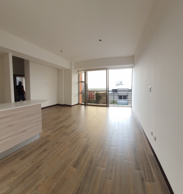 Apartamento NUEVO de 135 m2 en Venta Zona 14 - Miniatura 9