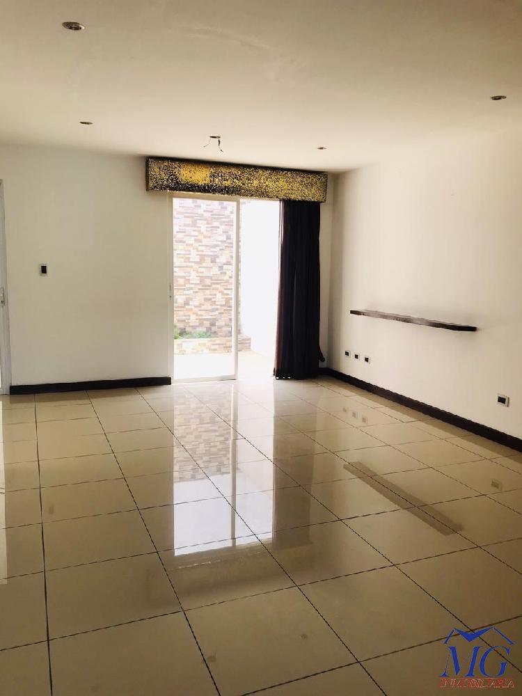 VENDO CASA SAN CRISTOBAL EN LOS FRESNOS II — foto 2