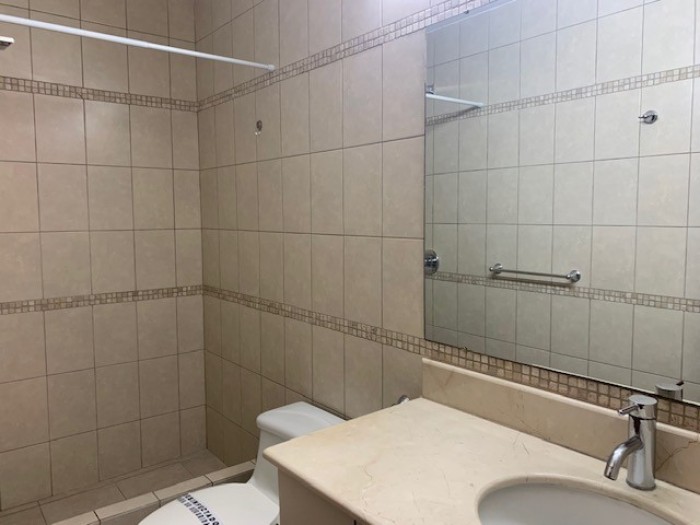 Apartamento en renta zona 14 - Miniatura 7