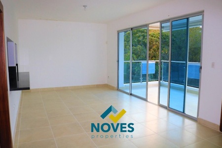Vende amplio apartamento en zona exclusiva de Santiago