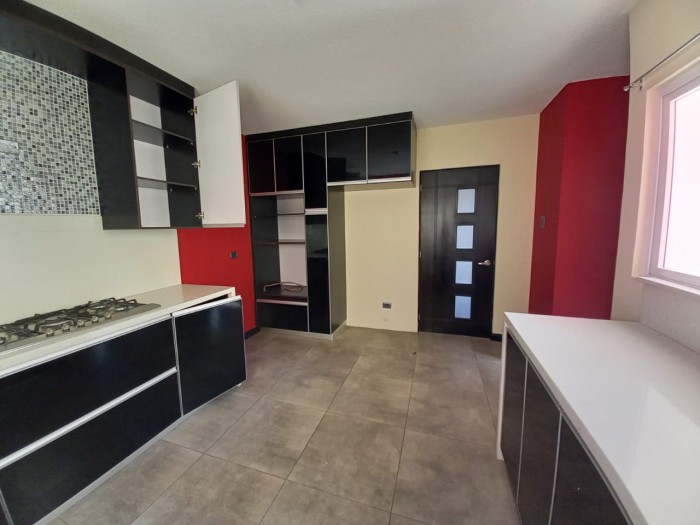 VENDO CASA EN CAÑADAS DEL ENCINAL, ZONA 7 DE MIXCO - Image 2