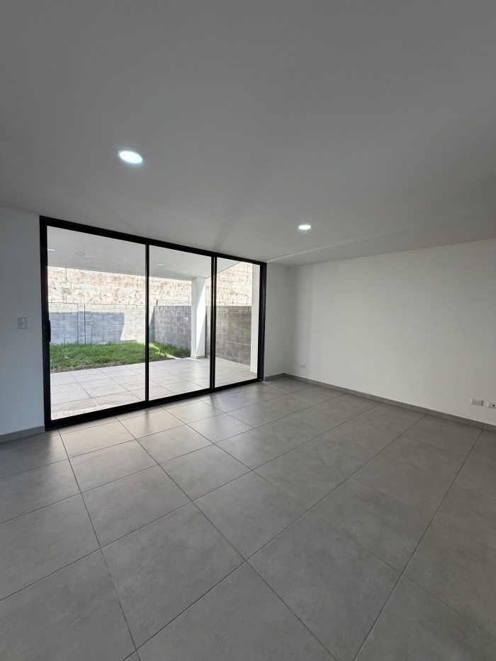 Casa en alquiler en Residencial Townhouses Pasatiempo - 4