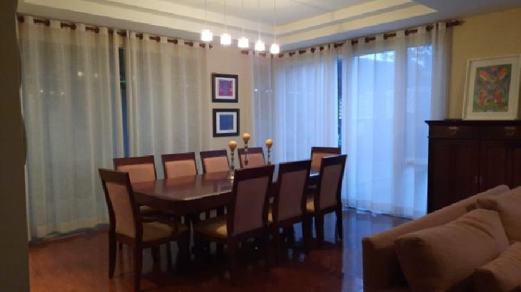 CASA EN VENTA EN PORTAL DEL BOSQUE II