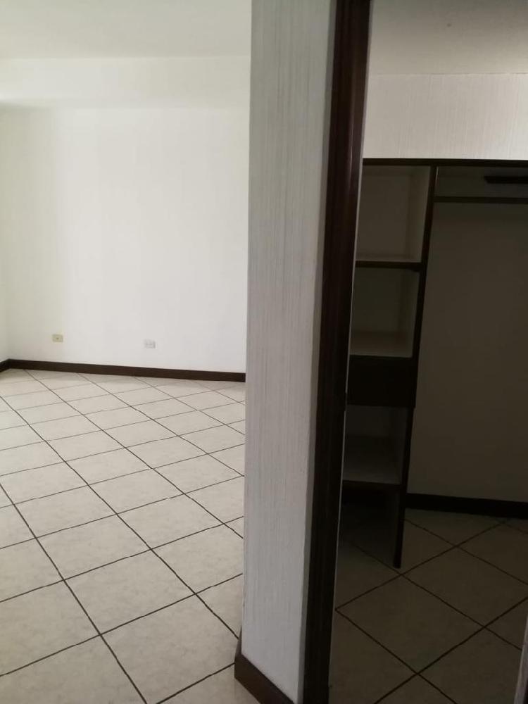 APARTAMENTO EN RENTA, ZONA 15
