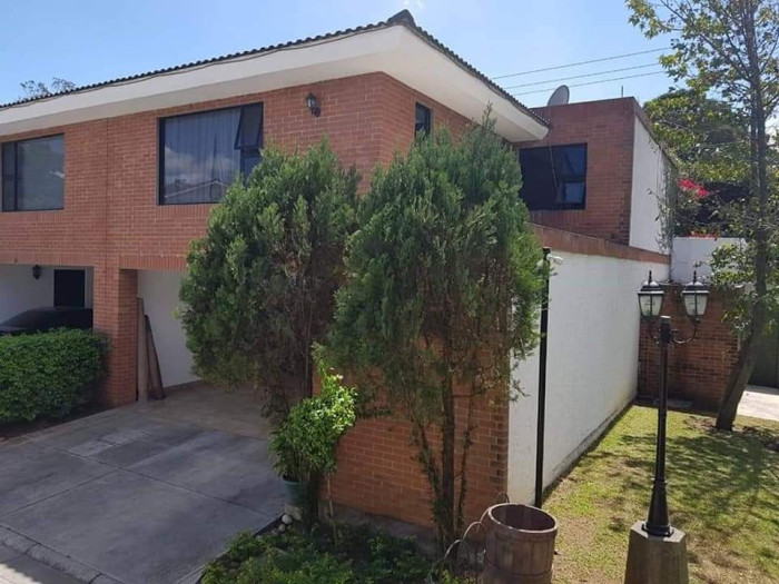 Exclusivo Residencial Las Charcas, Zona 11. - Miniatura 6