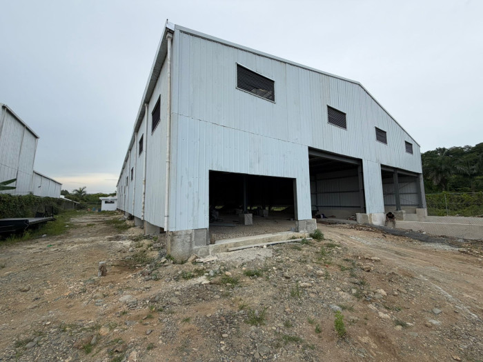 NAVE INDUSTRIAL EN ALQUILER EN LA CIRCUNVALACION DISDO - 2