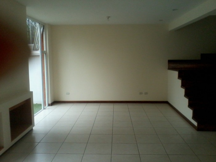 RENTA casa en condominio en San Gaspar zona 16 - Miniatura 13