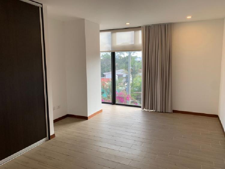 APARTAMENTO EN RENTA EN NIVO, ZONA 15 — foto 2