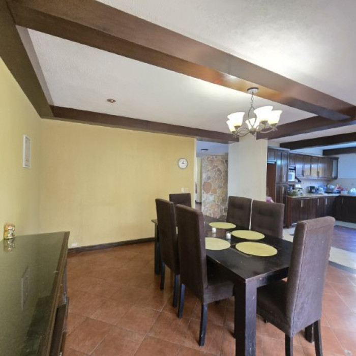 Casa con Jardín en Venta San Cristóbal afuera de garita - Miniatura 17