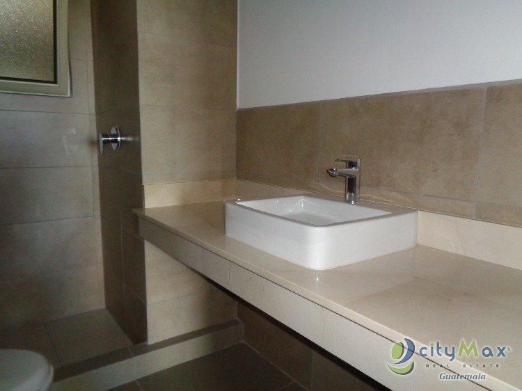 SE VENDE Apartamento en Zona 15 - Miniatura 9