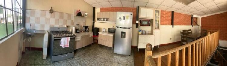 APARTAMENTO EN RENTA EN ZONA 7 — foto 4