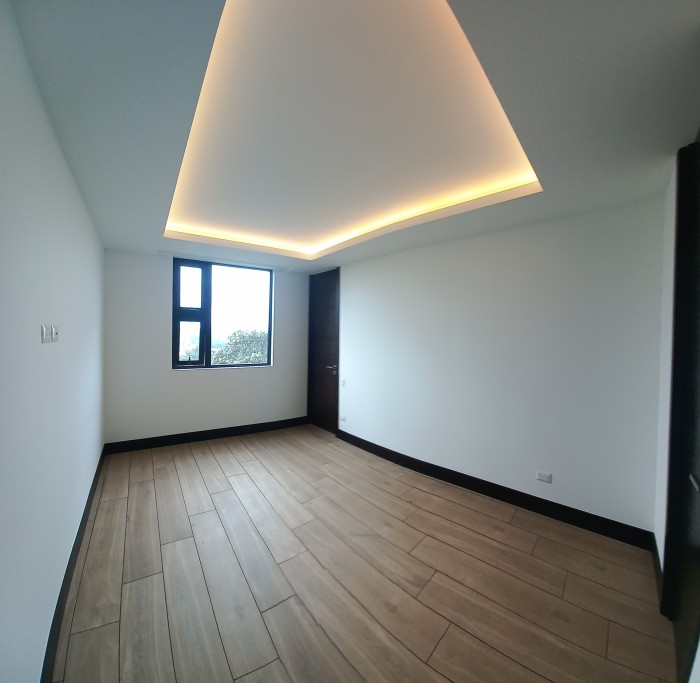 APARTAMENTO EN RENTA EN EDIFICIO BADEN ZONA 15 - Miniatura 5