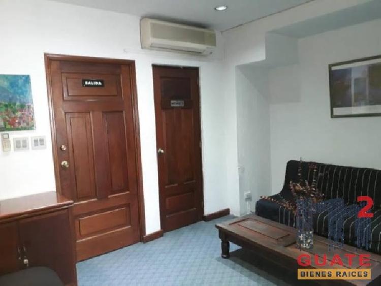Oficina de 65 m2 de construcción en Renta, Zona 10