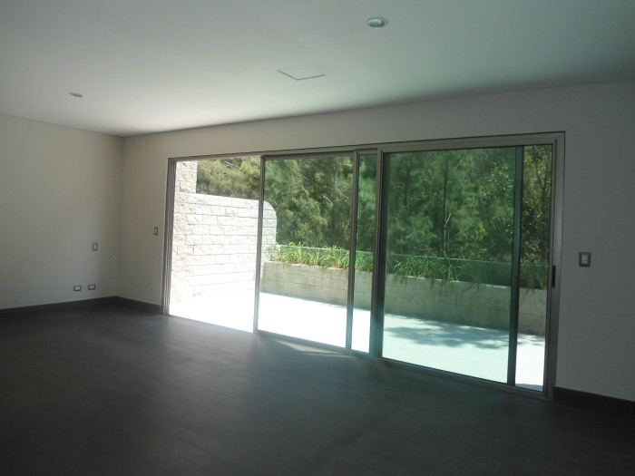 En Renta Apartamento residencial en Zona 10 — foto 4