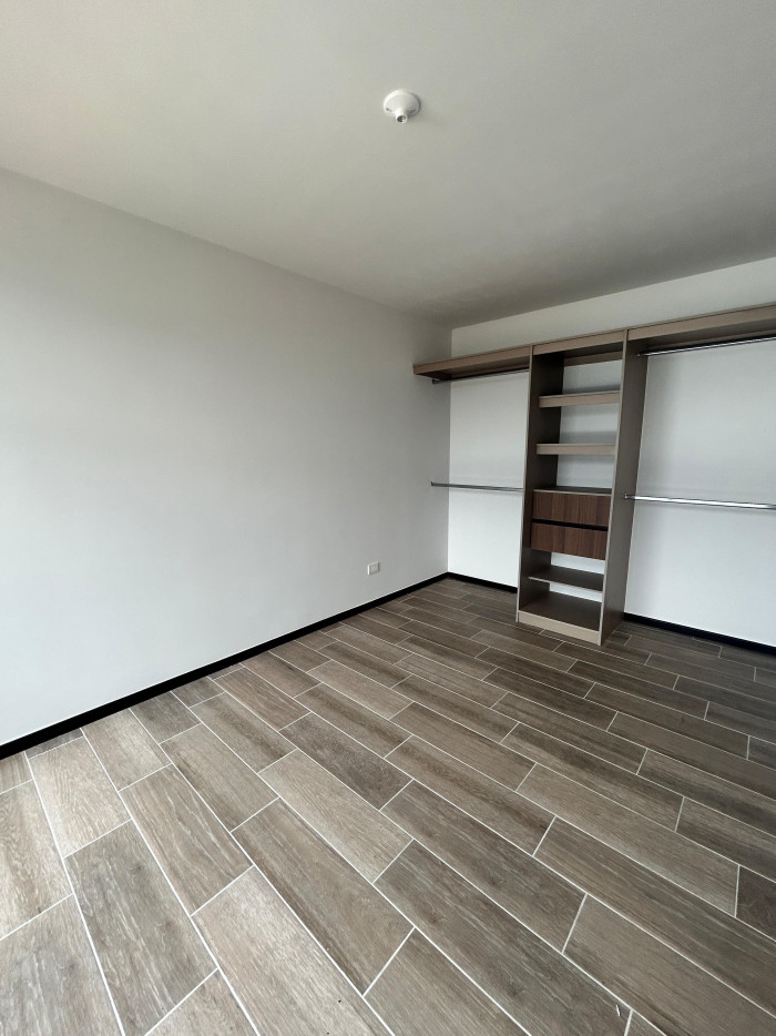 SE RENTA APARTAMENTO EN SANTO TOMAS MILPAS ALTAS - Miniatura 6