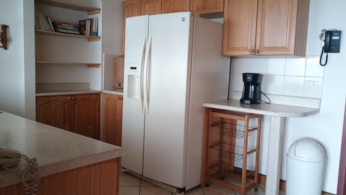 Apartamento Amueblado en Renta Oakland Zona 10 - Miniatura 6