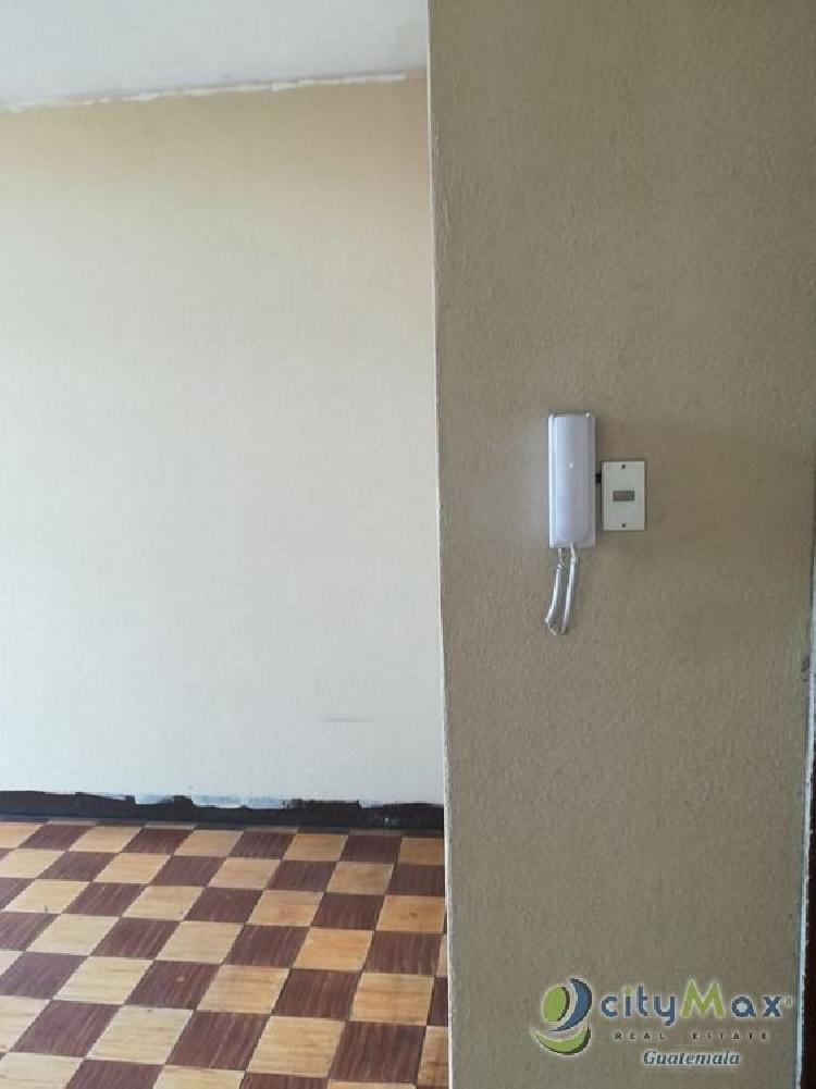 Oficina en CENTRO HISTÓRICO sobre la 7 avenida zona 1 - Miniatura 6