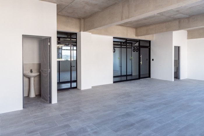 Plus Real Estate renta ofiespacio en zona 4 de Mixco — foto 4