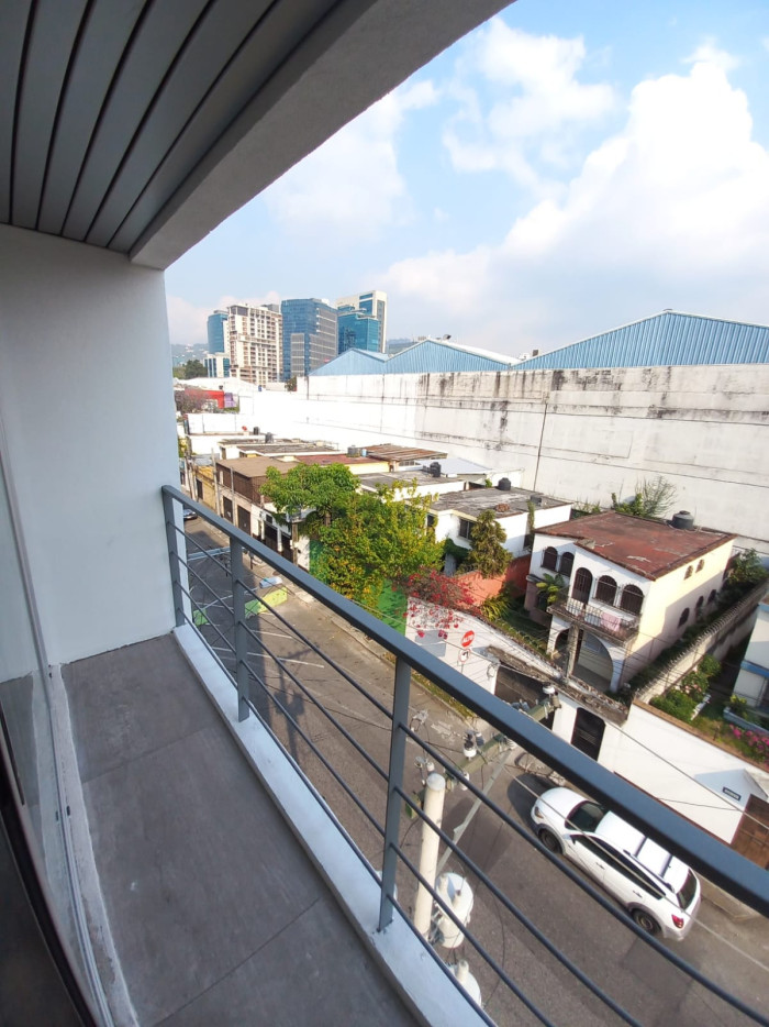 APARTAMENTO EN #VENTA EN ZONA 10 — foto 3